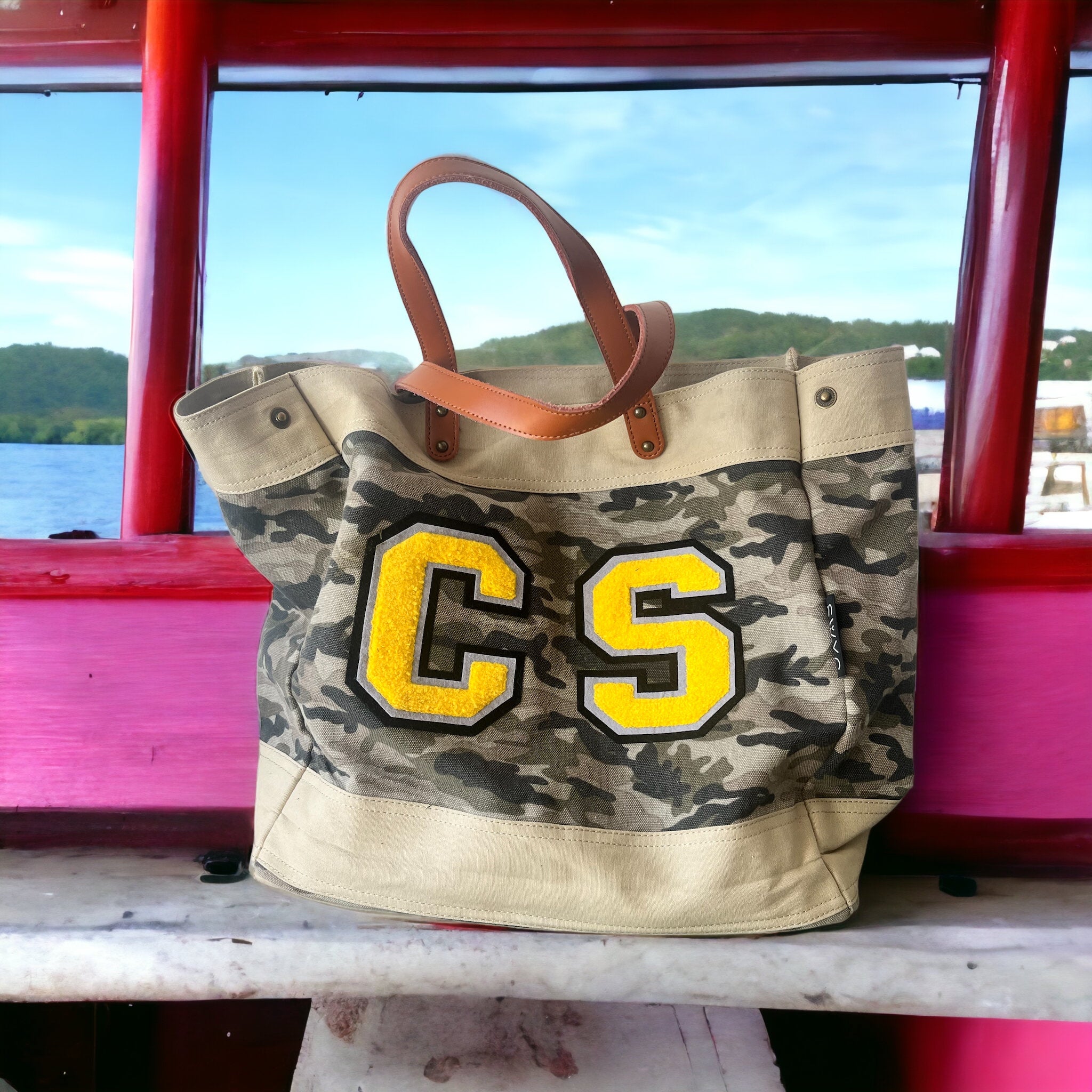 Camo print market shopper bag