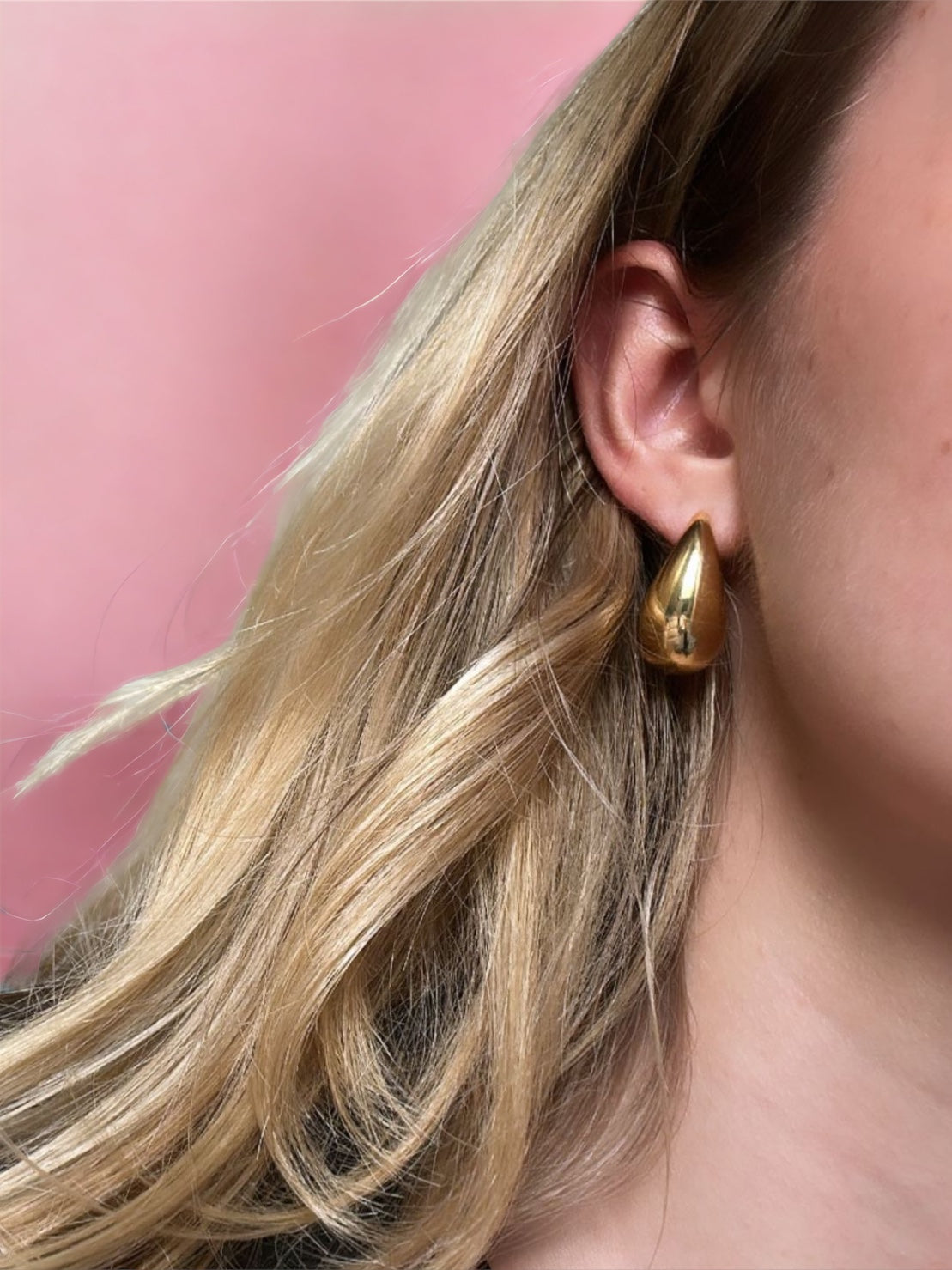 Teardrop earrings