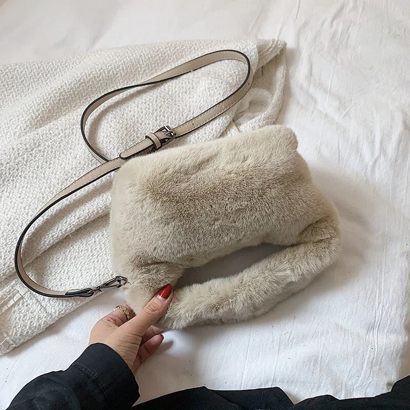 Faux fur 2024 sling bag