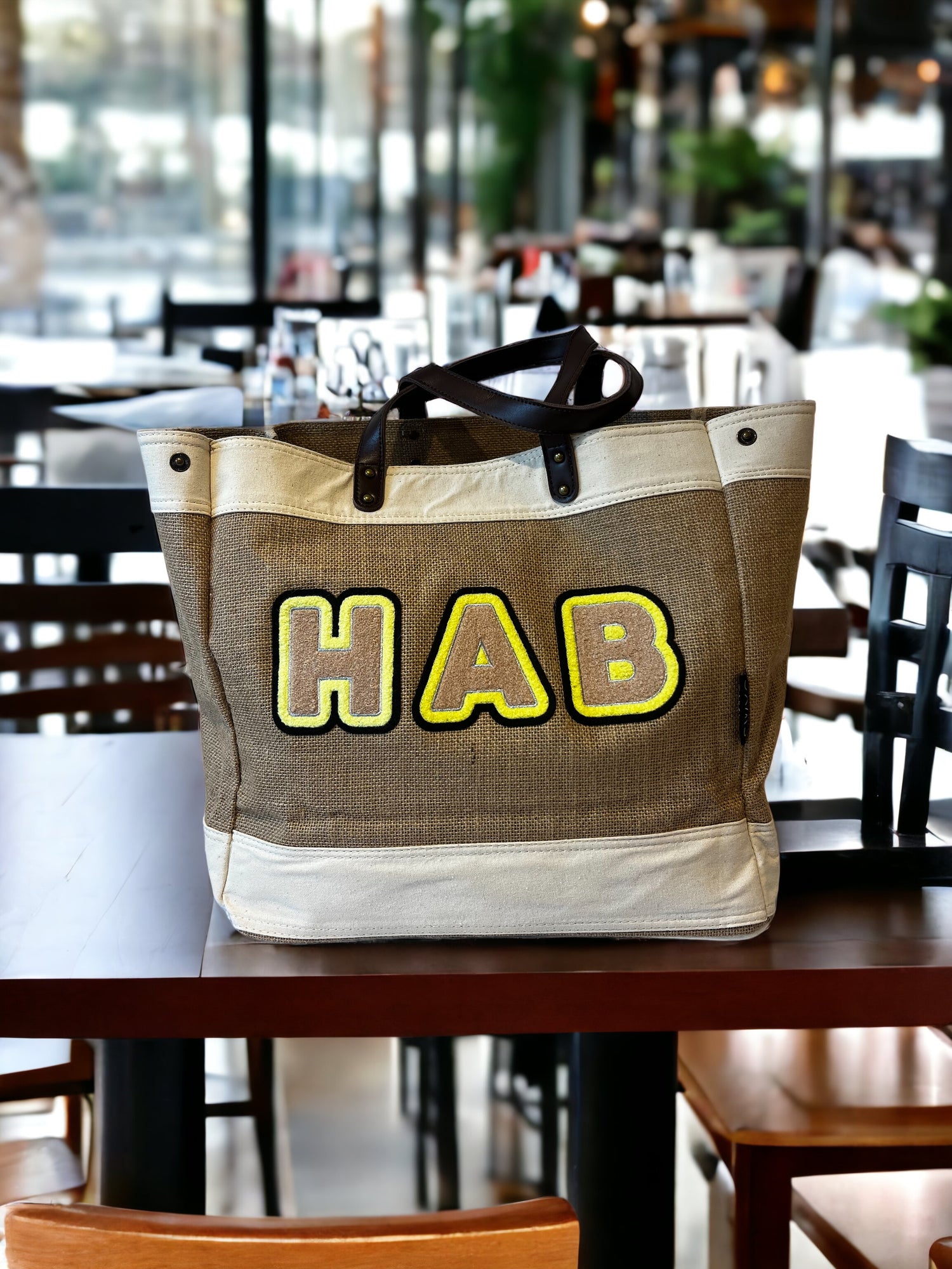 Jute market shopper bag - small initials