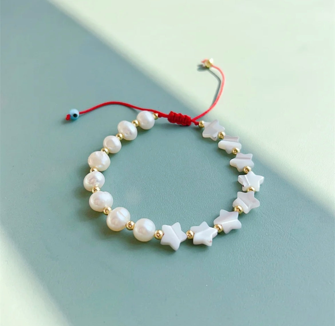 Star and pearl bracelet