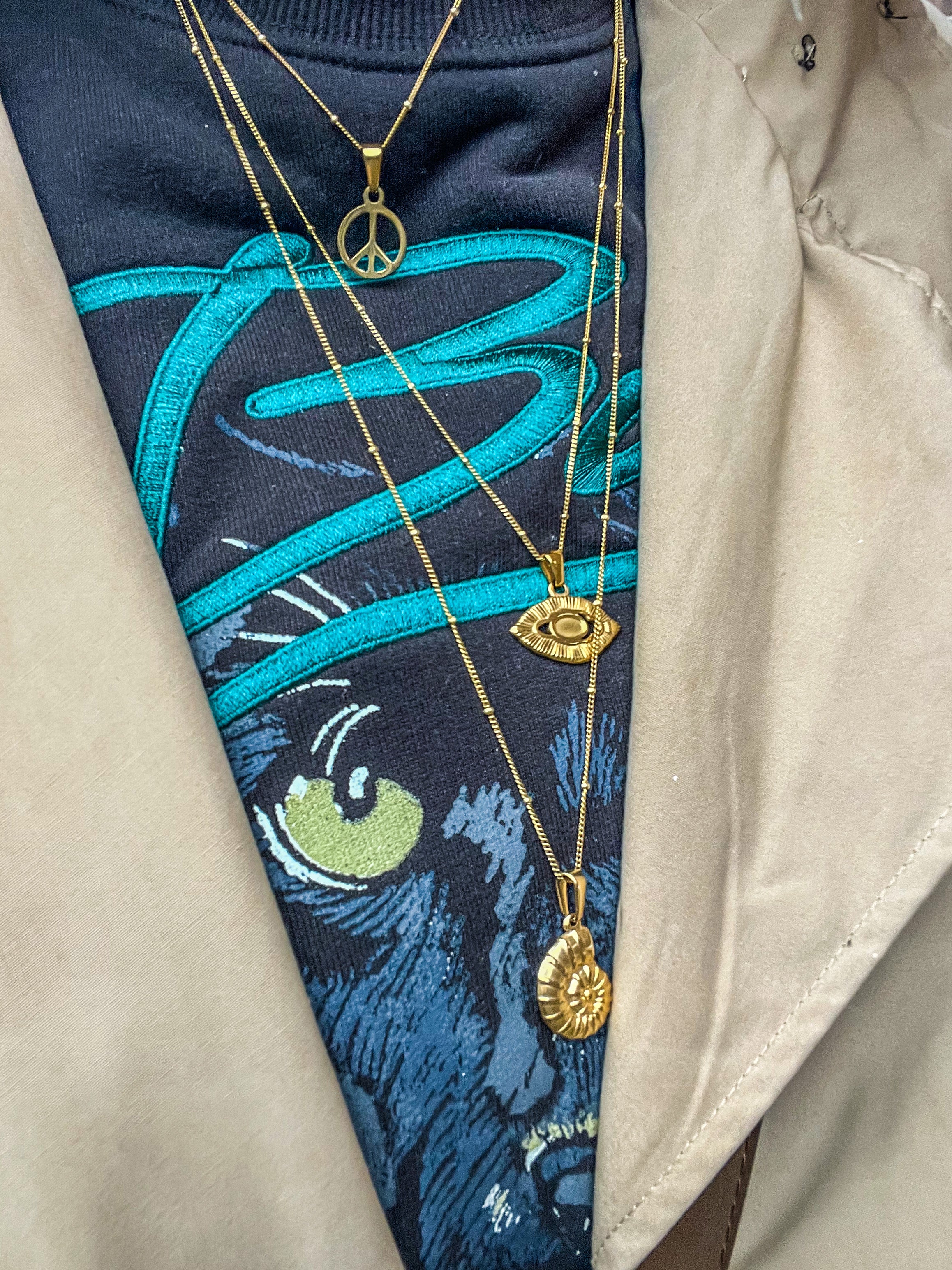 Fossil necklace