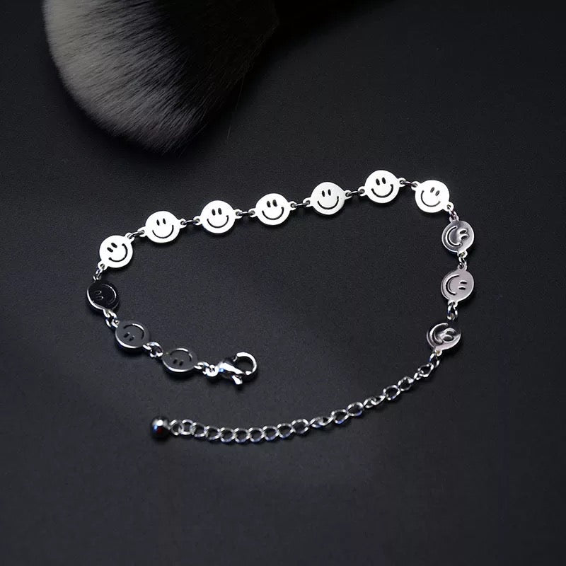SMILEY BRACELET