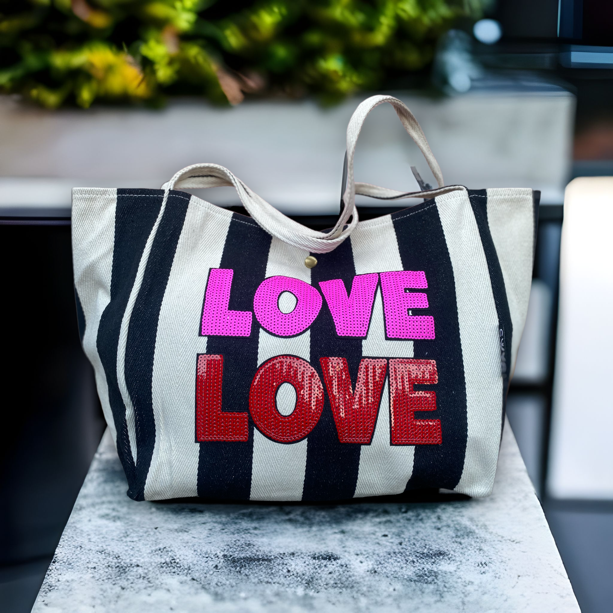 LOVE LOVE sequin bag - black stripe