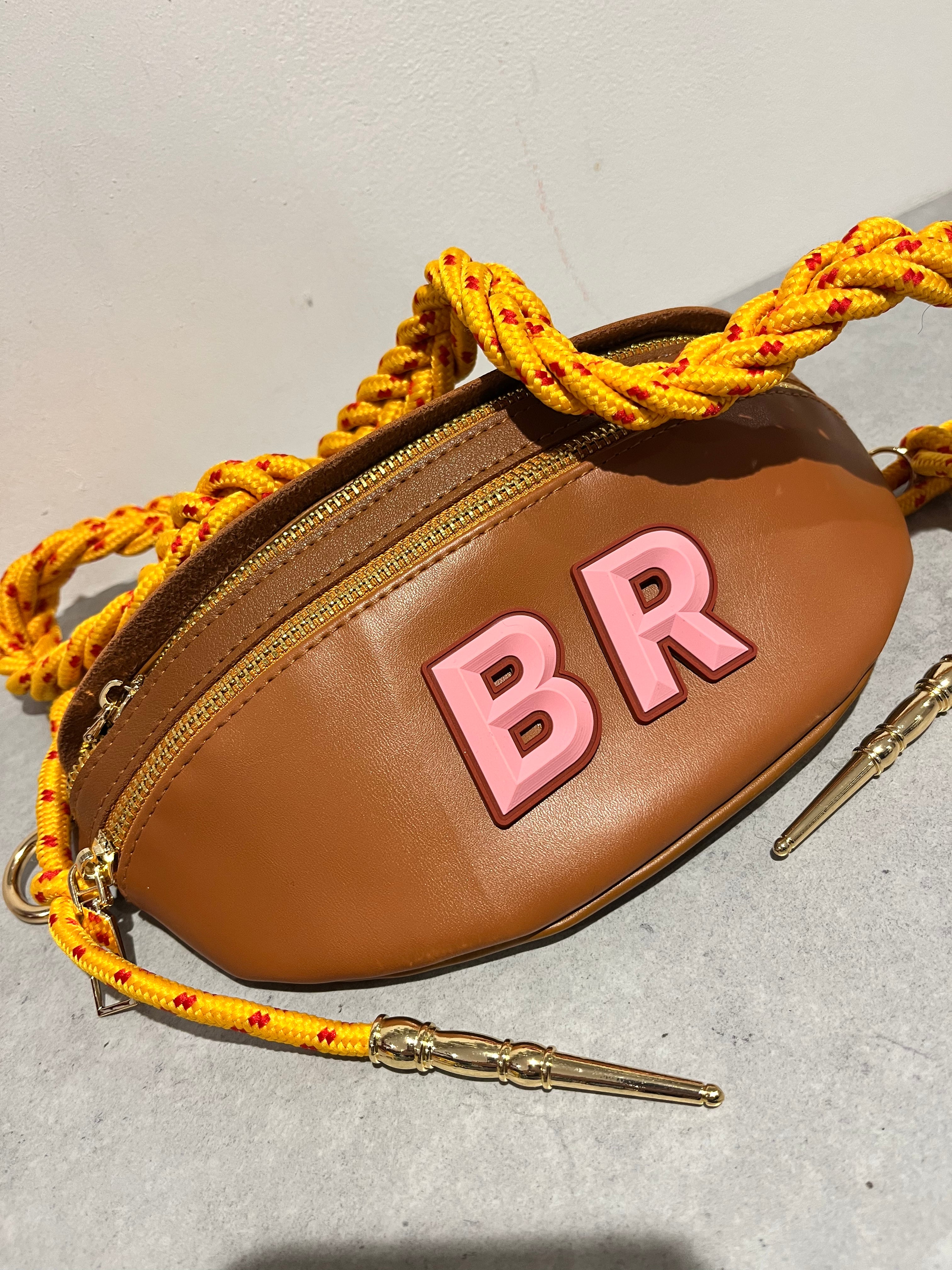 Zip up crossbody bag RUBBER INITIALS