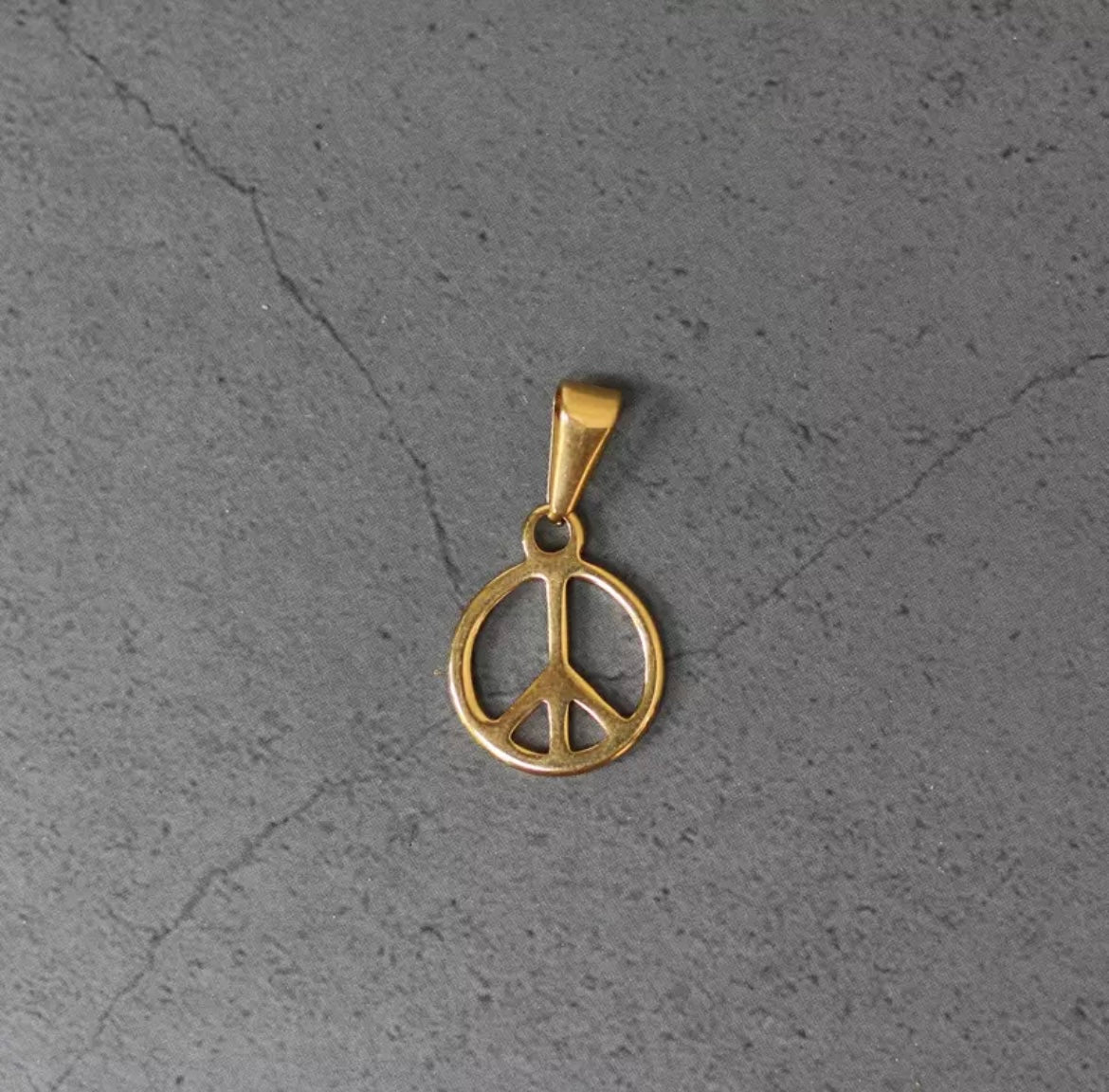 PEACE NECKLACE
