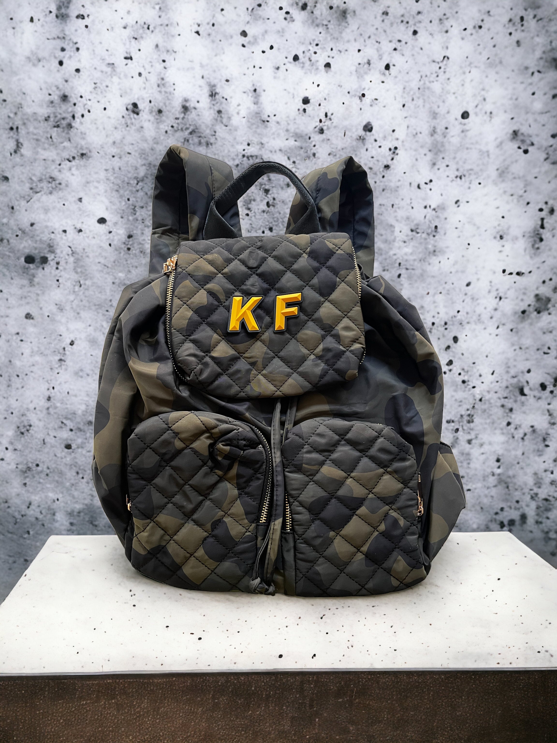 Louis vuitton 2025 camo backpack