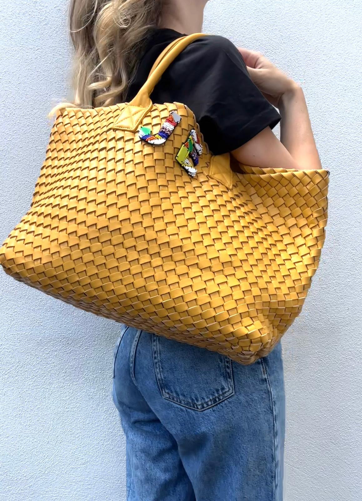 YELLOW WOVEN SHOPPER BAG