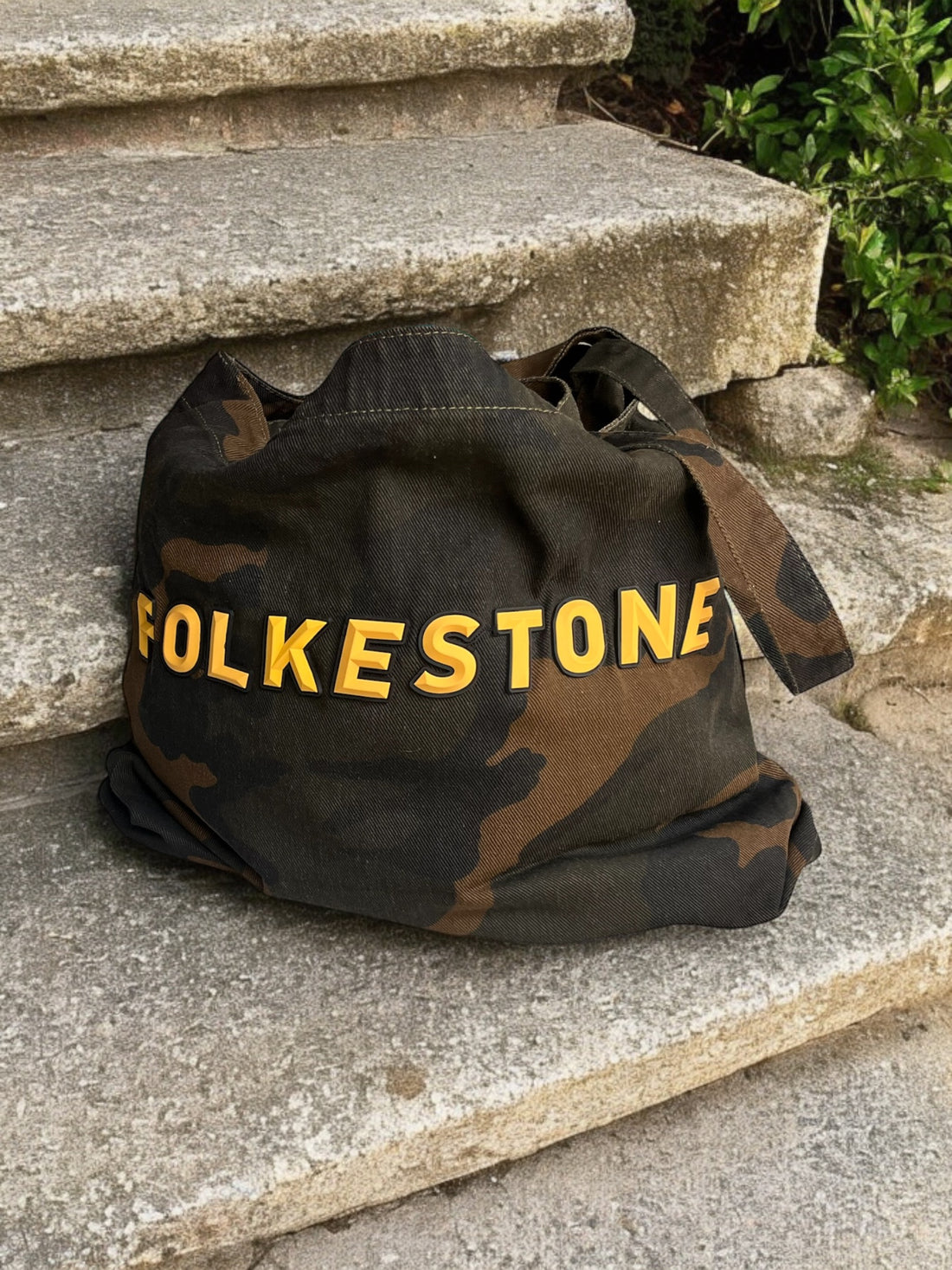 Rubber wording camo bag