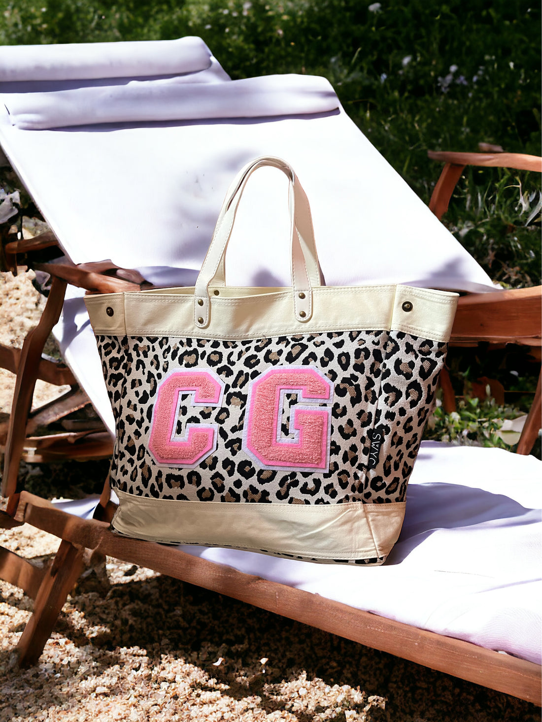 Cream leopard print market shopper bag