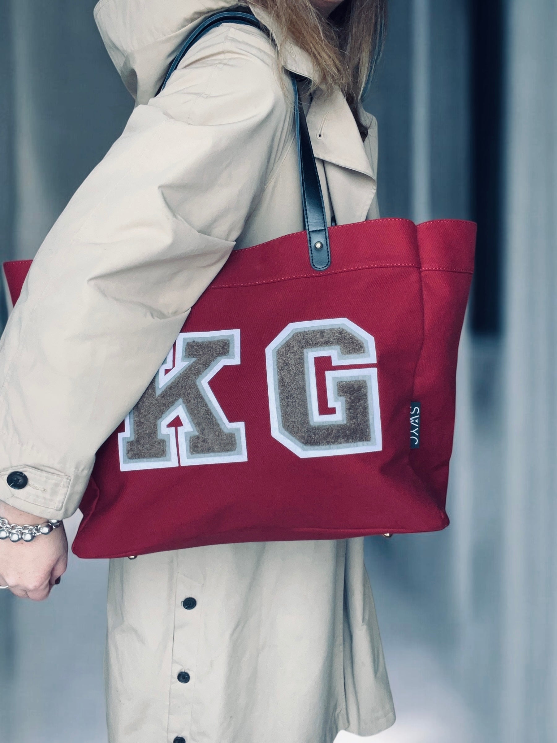 Burgundy shopper bag