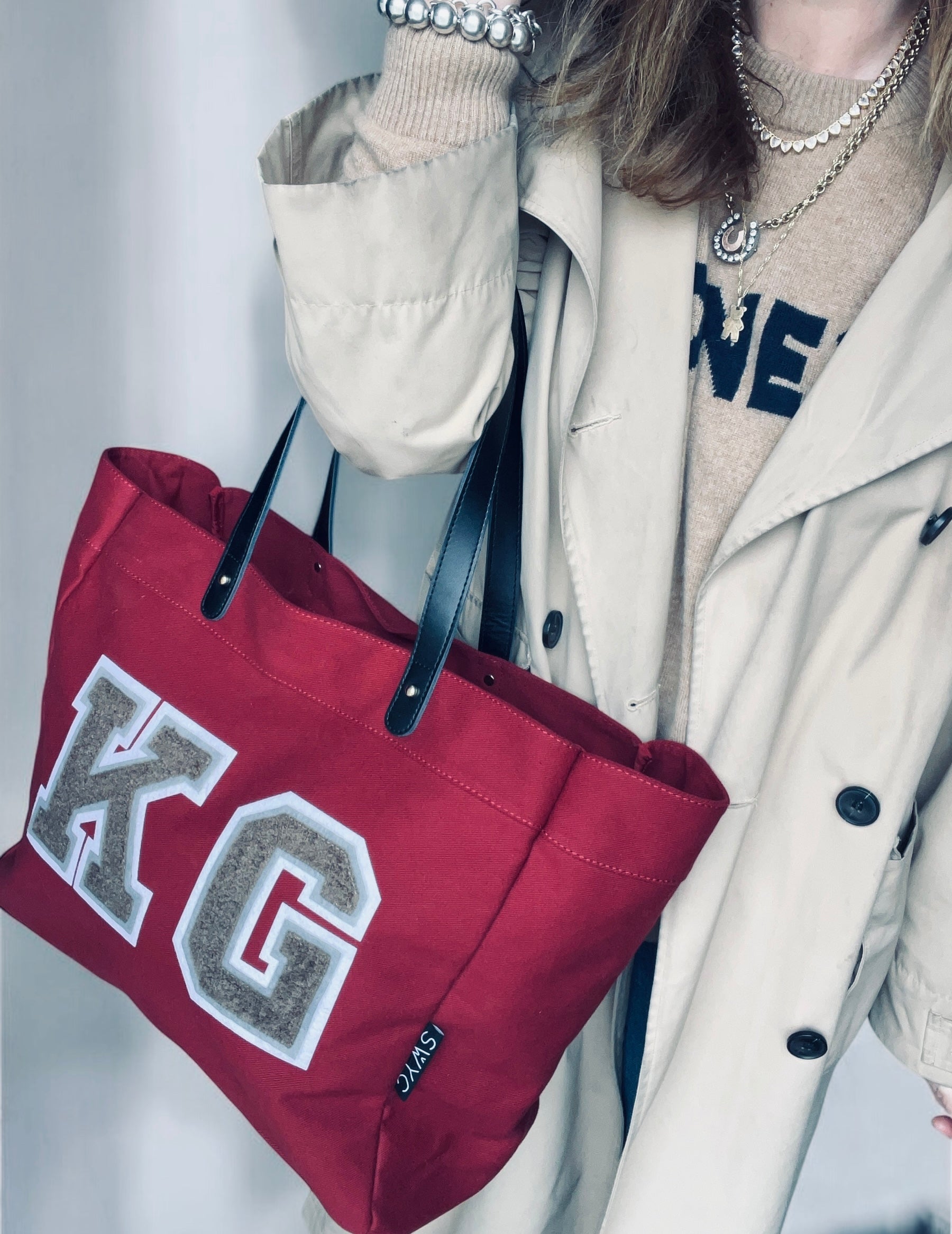 Burgundy shopper bag