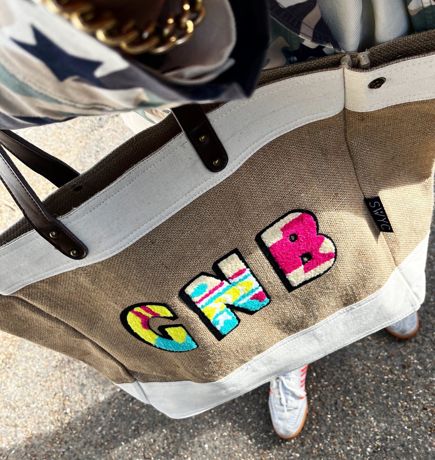 Jute market shopper bag - multicoloured initials