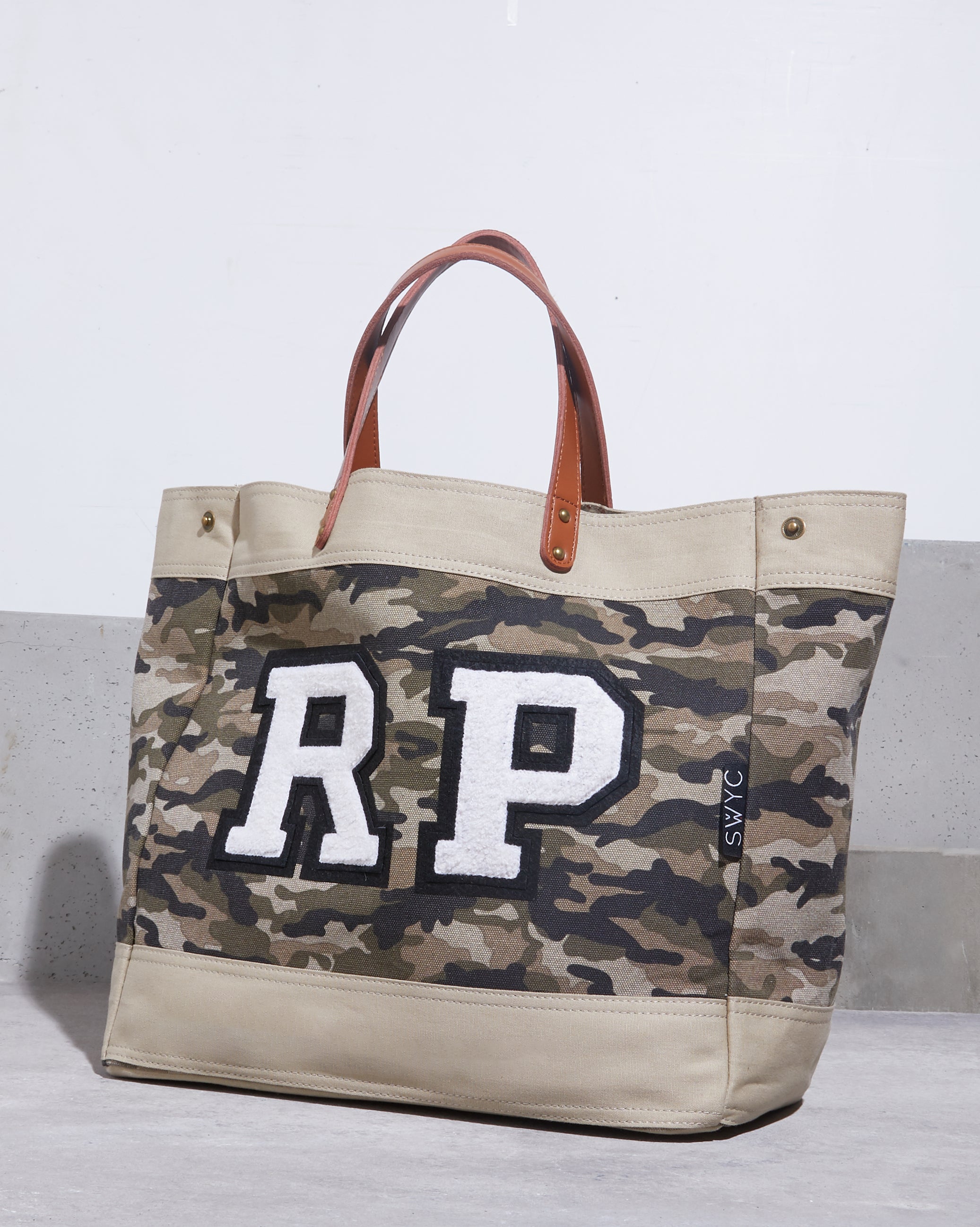 Camo print market shopper bag